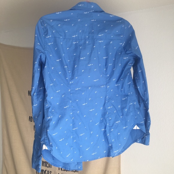 A&F yes no maybe button down - Picture 2 of 4
